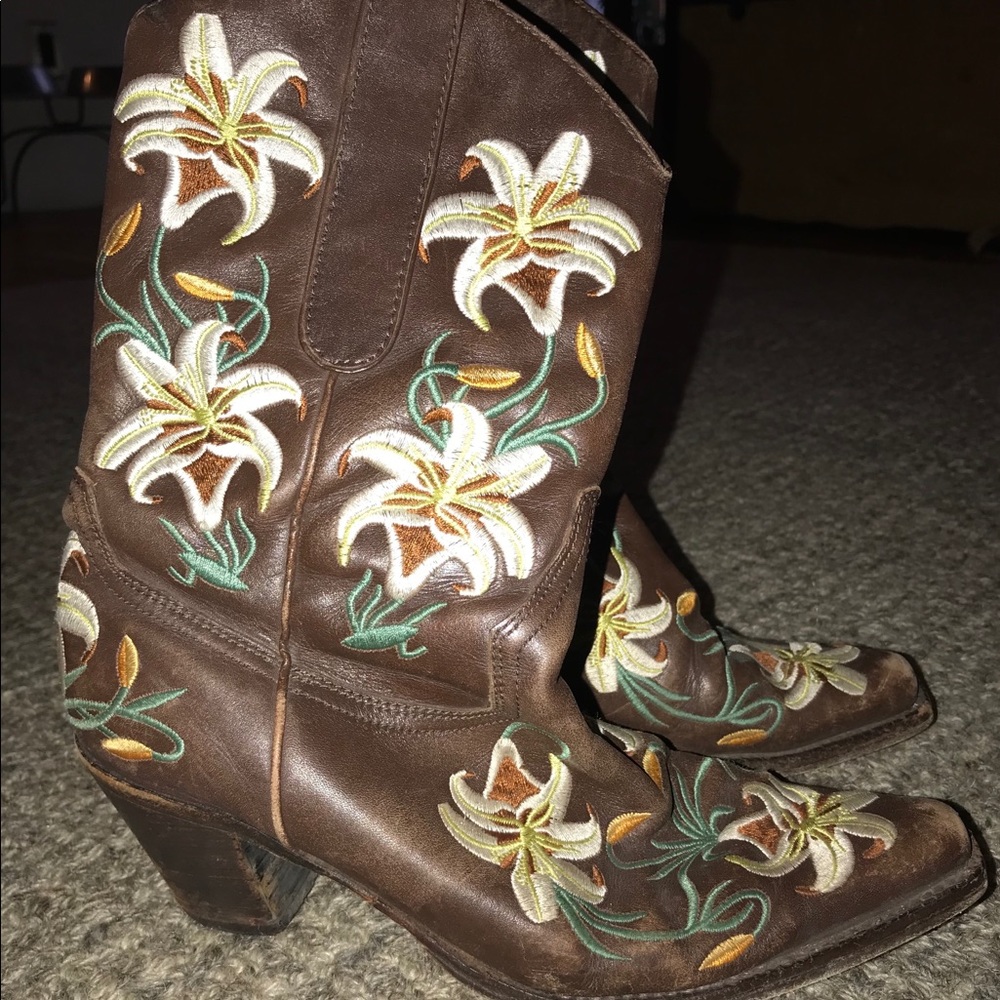 Sam Edelman Limited Edition Boot - Picture 3 of 6
